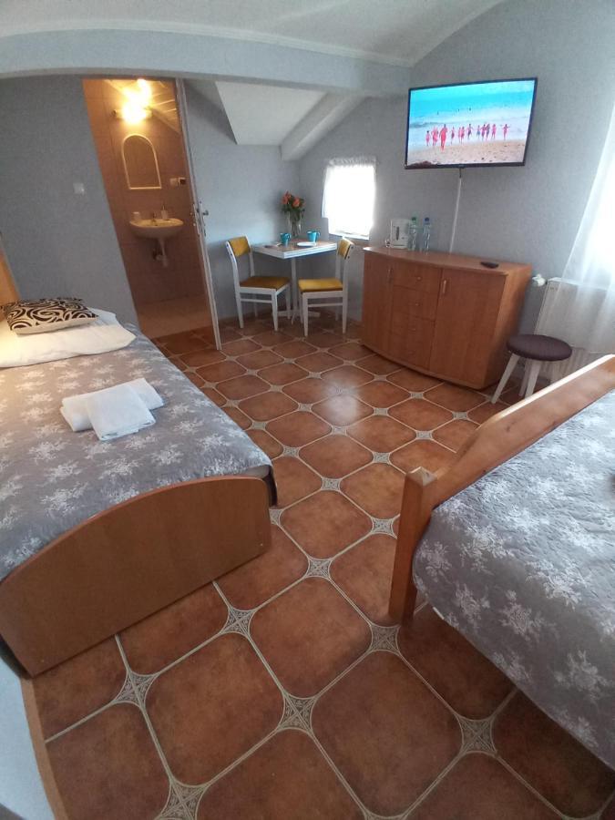 Goscinne Akacja Resko Homestay *